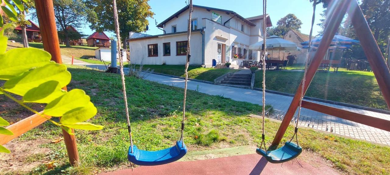Pod Kasztanem Appartement Lubin  Buitenkant foto